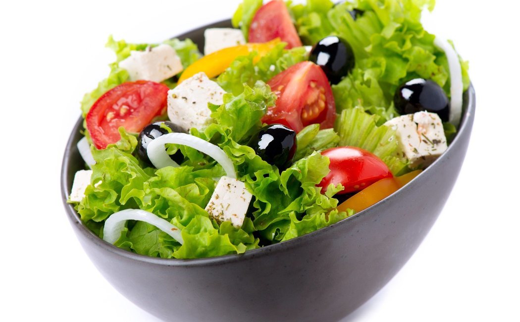 Alimentos prohibidos para una ensalada fit